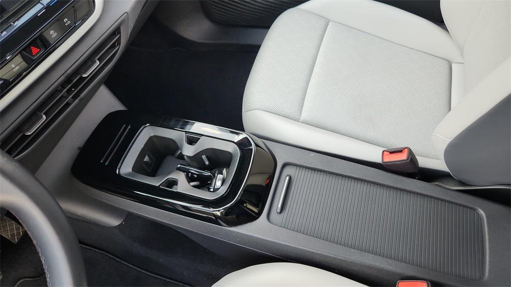 used 2021 Volkswagen ID.4 car, priced at $20,234