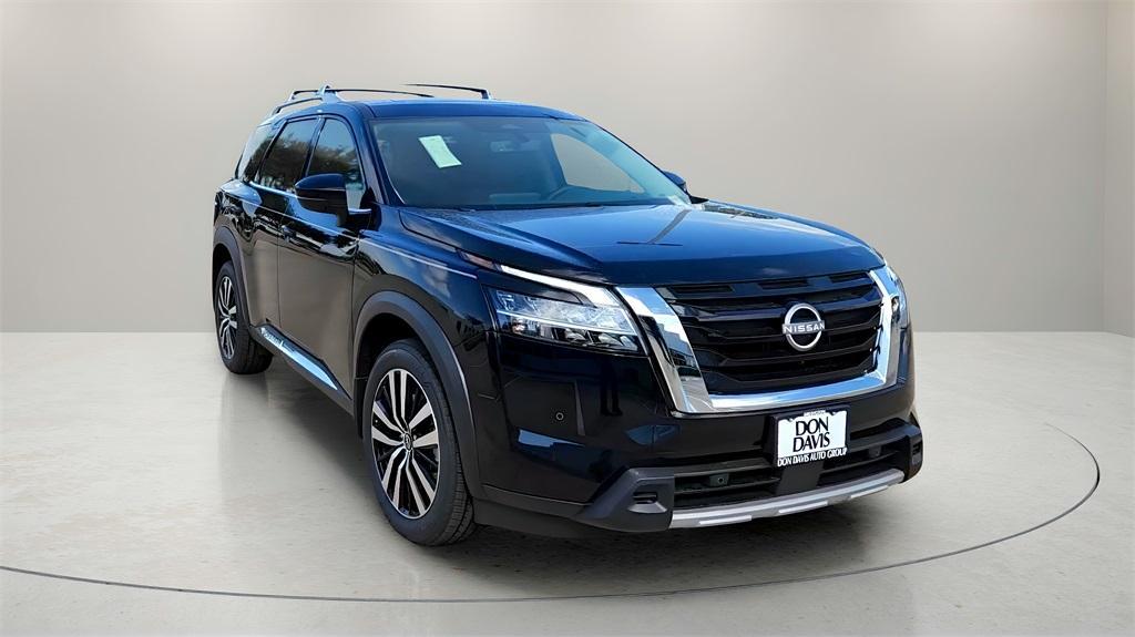 new 2025 Nissan Pathfinder car, priced at $47,761