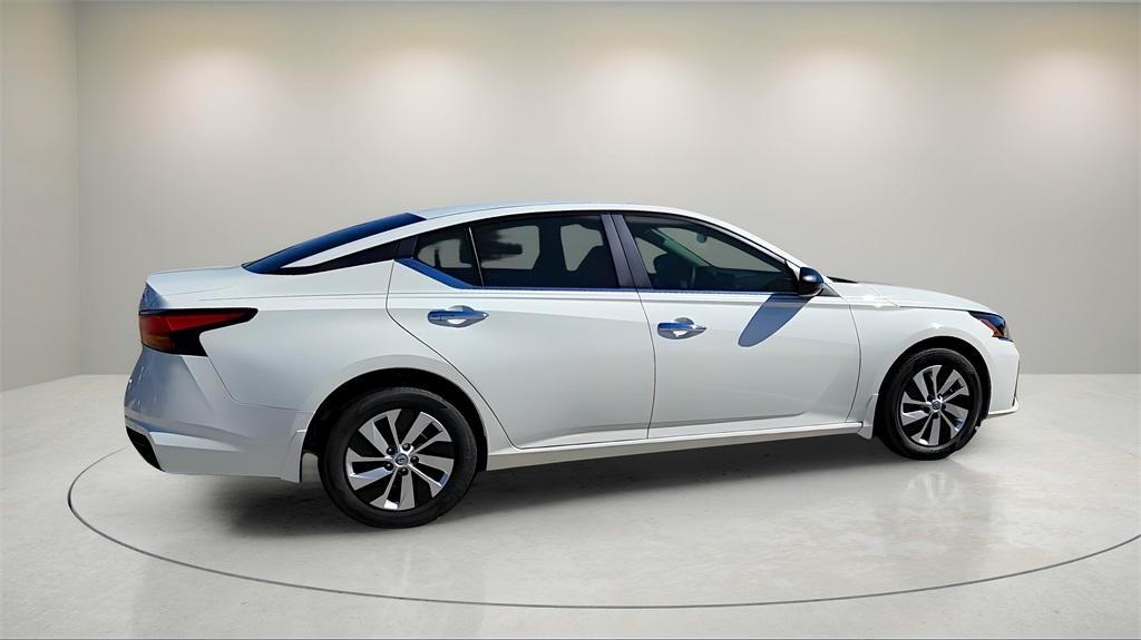 new 2025 Nissan Altima car, priced at $27,135