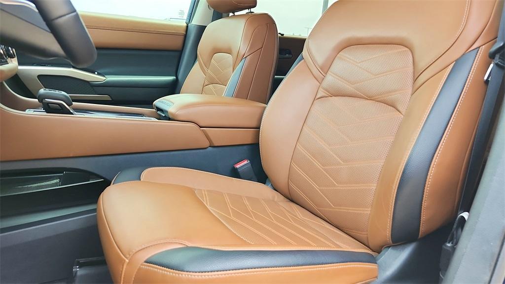 used 2024 Nissan Pathfinder car, priced at $41,518