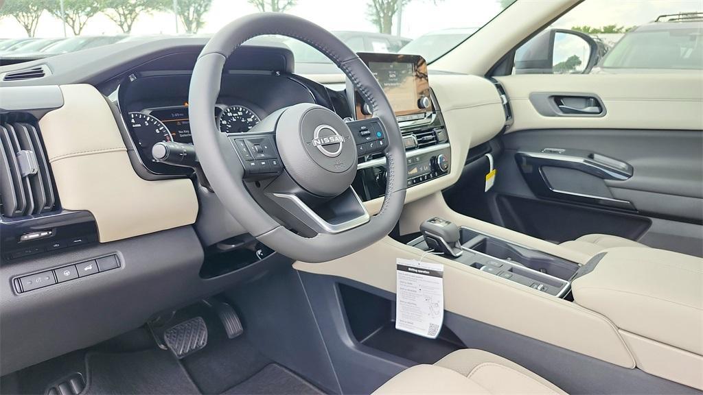 new 2025 Nissan Pathfinder car, priced at $37,722