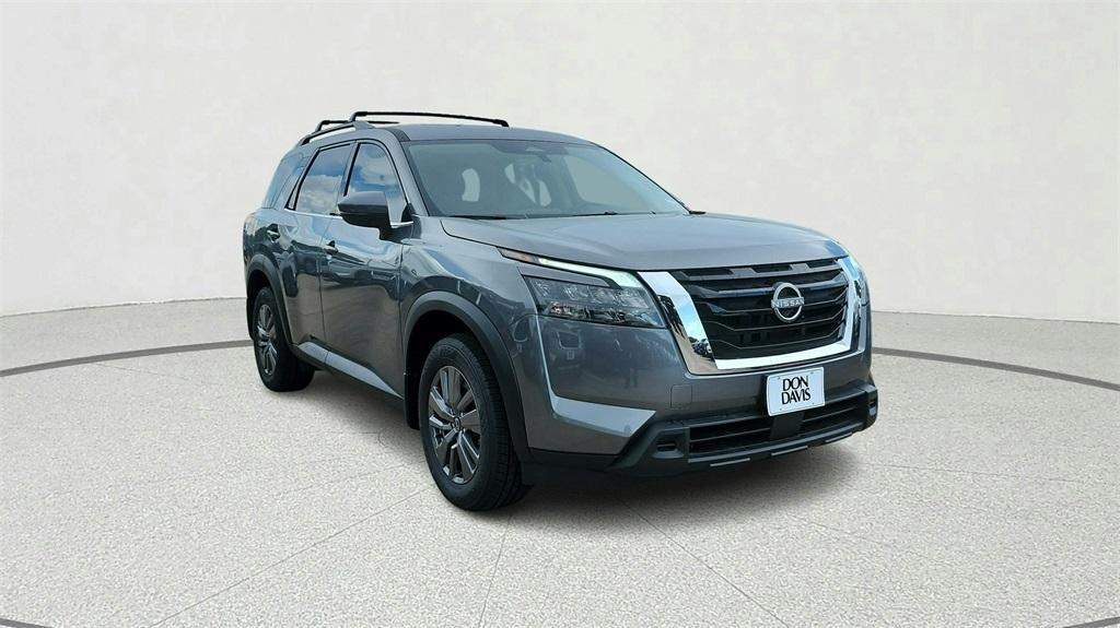 new 2025 Nissan Pathfinder car, priced at $37,722