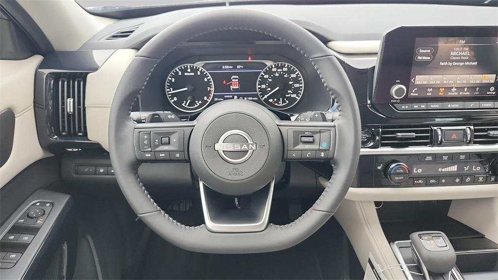 new 2025 Nissan Pathfinder car, priced at $37,722