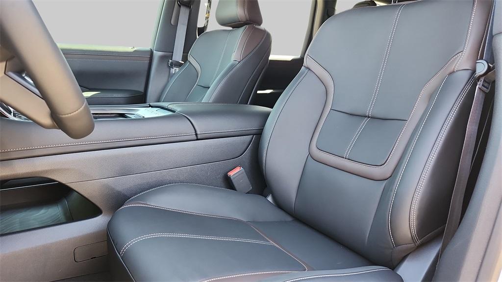 new 2025 Nissan Armada car, priced at $61,046