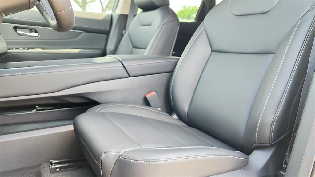 new 2025 Nissan Murano car, priced at $39,775