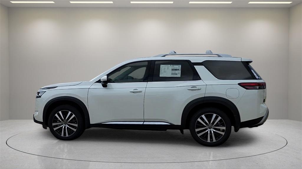 new 2025 Nissan Pathfinder car, priced at $48,590