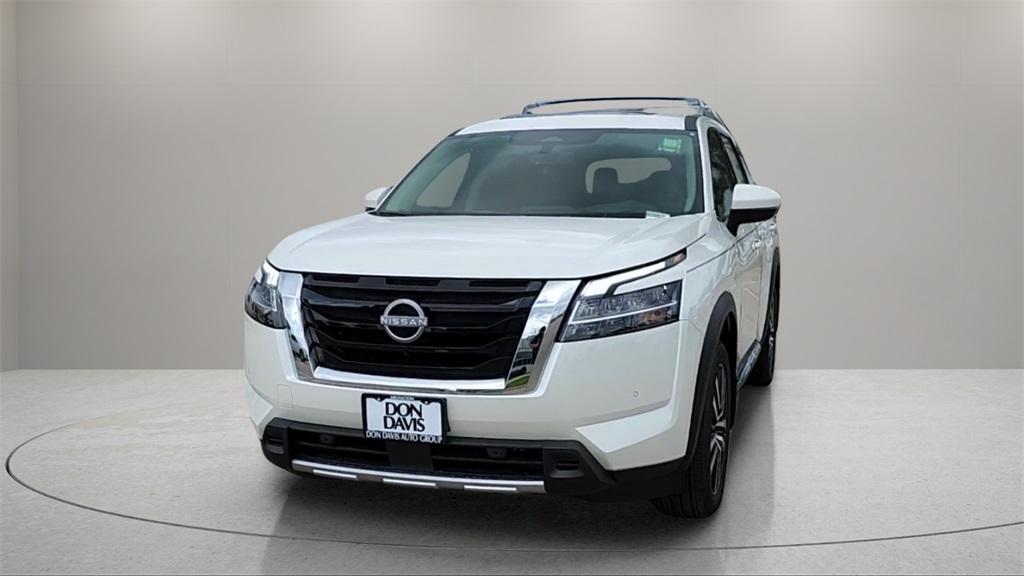 new 2025 Nissan Pathfinder car, priced at $48,590
