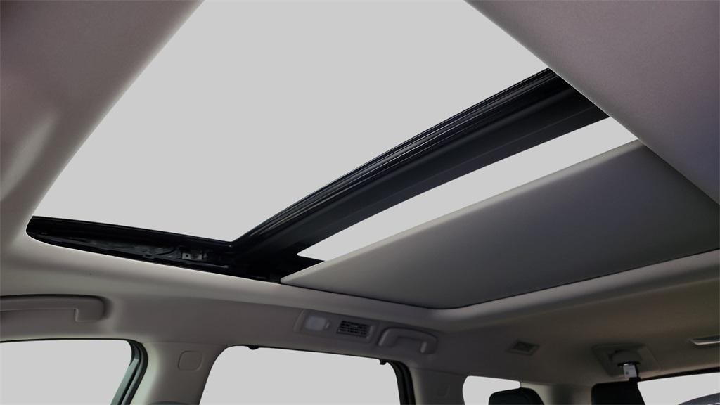 new 2025 Nissan Pathfinder car, priced at $46,730