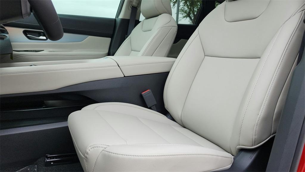 new 2025 Nissan Murano car, priced at $45,745