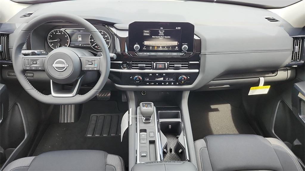 new 2025 Nissan Pathfinder car, priced at $35,866