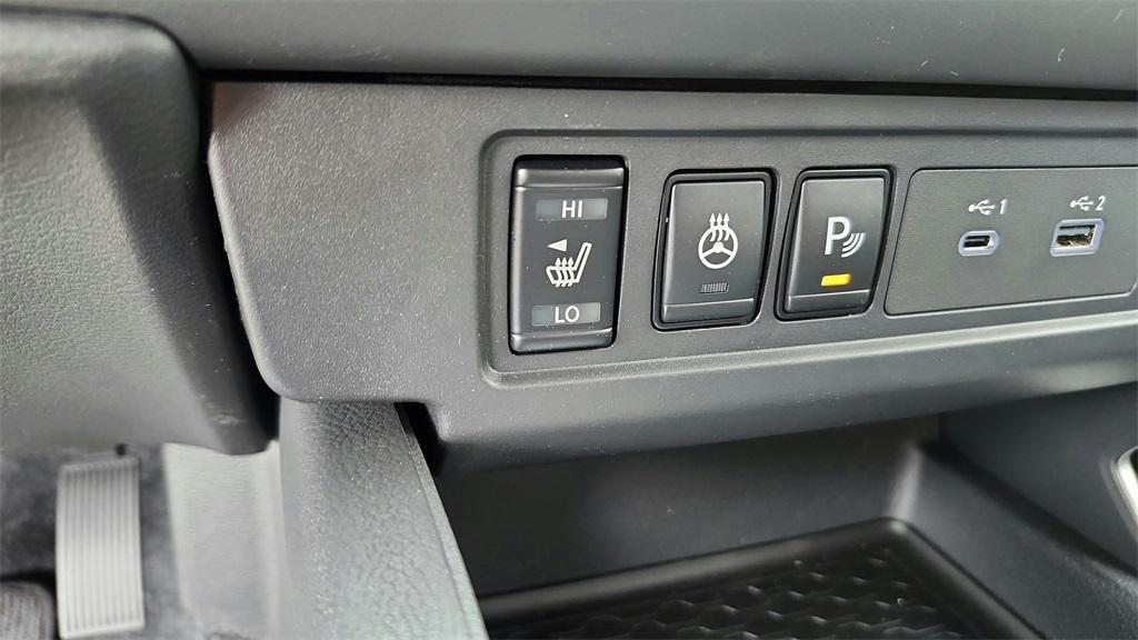 new 2025 Nissan Frontier car, priced at $38,440