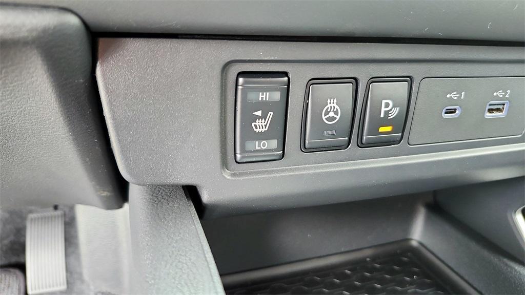 new 2025 Nissan Frontier car, priced at $40,240