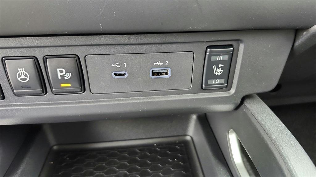 new 2025 Nissan Frontier car, priced at $38,440