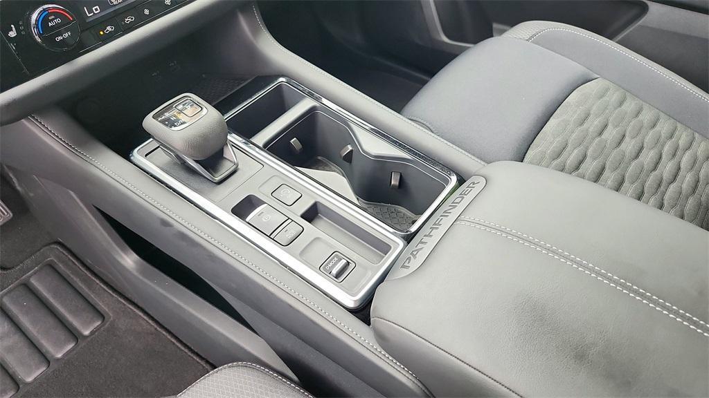 used 2025 Nissan Pathfinder car, priced at $37,901