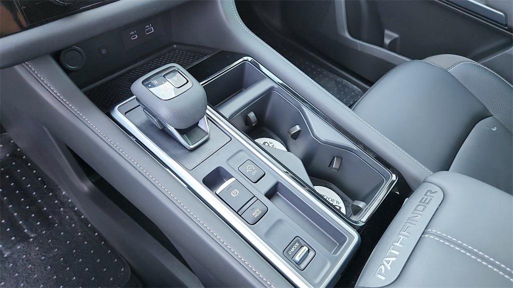 new 2025 Nissan Pathfinder car, priced at $41,202