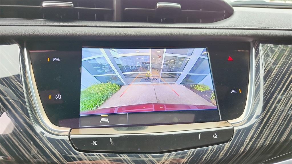 used 2024 Cadillac XT6 car, priced at $48,516