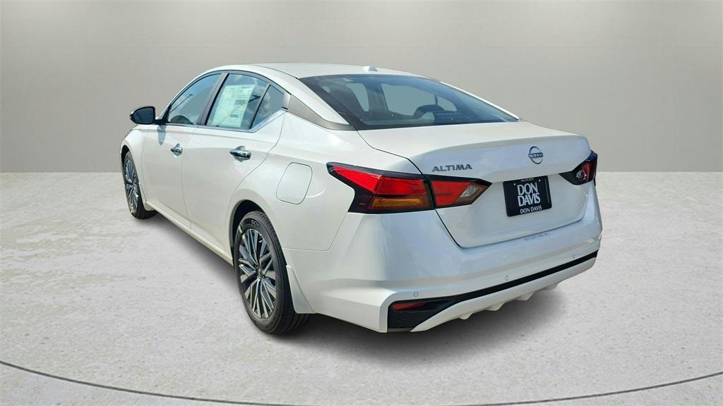 new 2025 Nissan Altima car, priced at $24,646