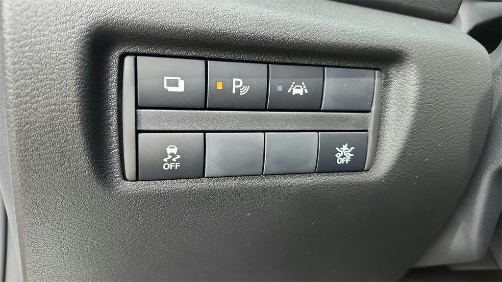 new 2025 Nissan Versa car, priced at $20,338