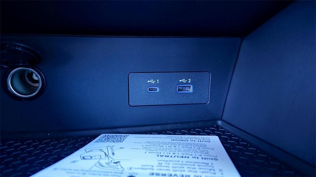 new 2025 Nissan Pathfinder car, priced at $32,650