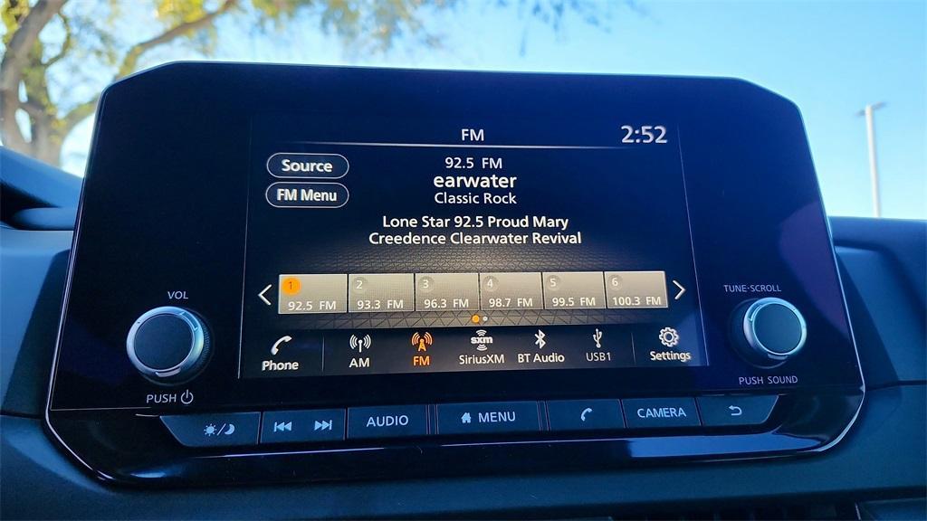 new 2025 Nissan Pathfinder car, priced at $32,650