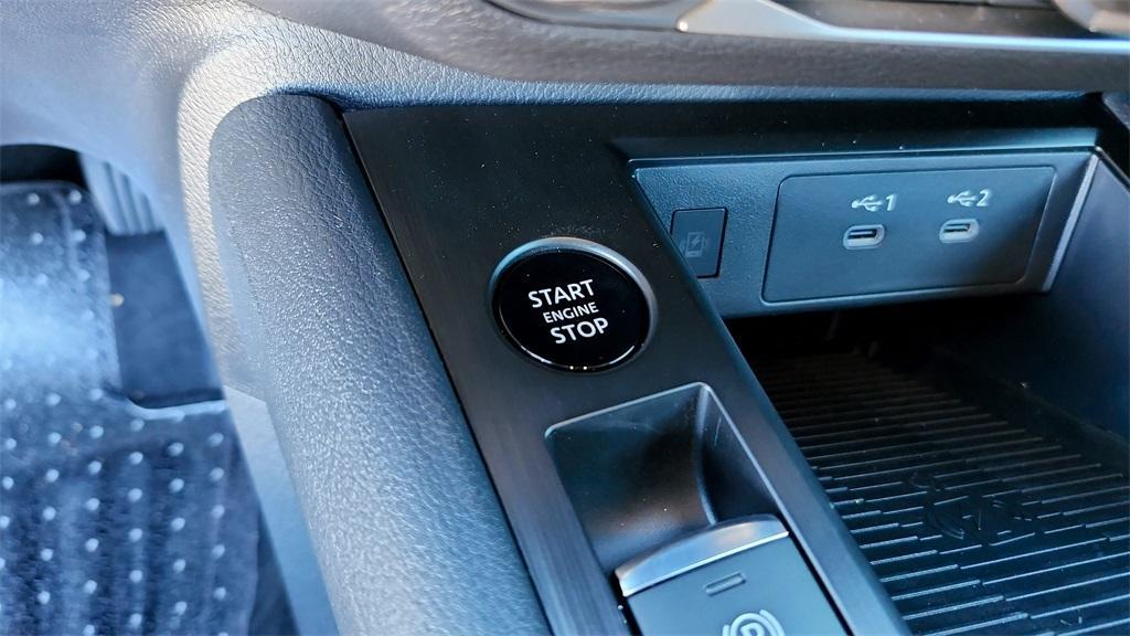 new 2026 Nissan Kicks car, priced at $26,091