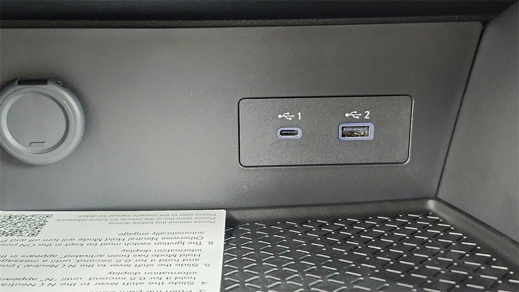 new 2025 Nissan Pathfinder car, priced at $36,274