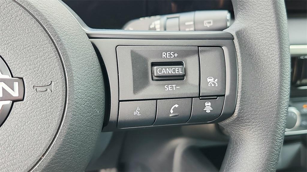 new 2025 Nissan Kicks car, priced at $23,220