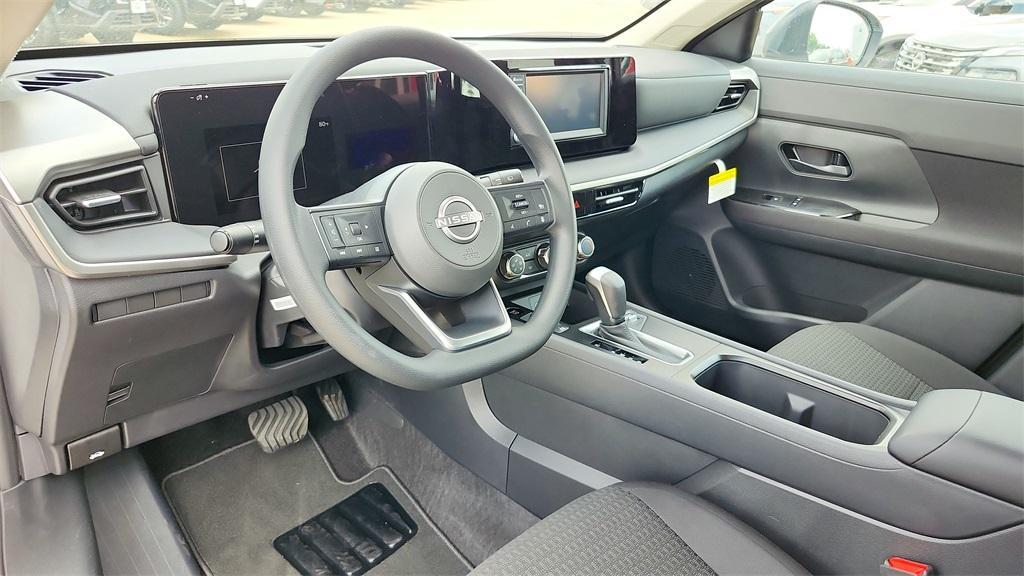 new 2025 Nissan Kicks car, priced at $23,220