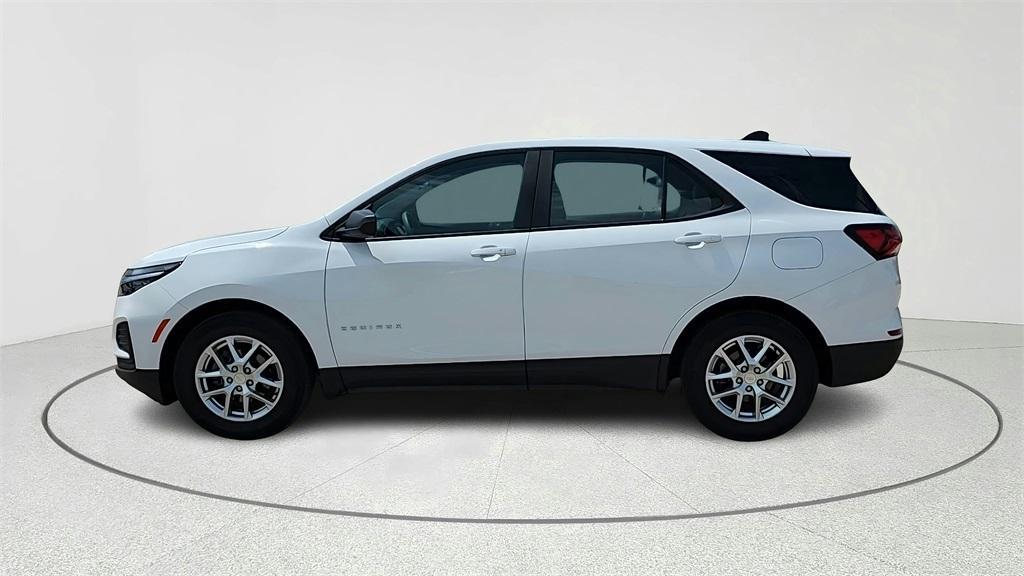 used 2022 Chevrolet Equinox car, priced at $18,294