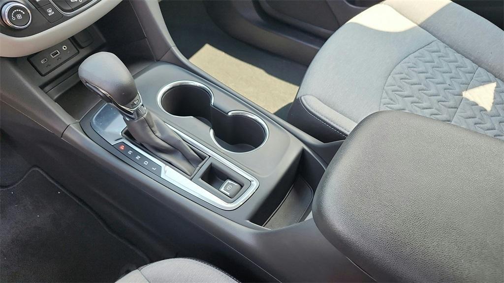 used 2022 Chevrolet Equinox car, priced at $18,294