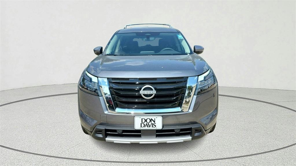 new 2025 Nissan Pathfinder car, priced at $42,116