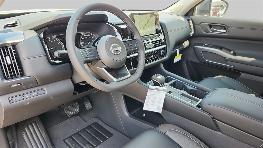 new 2025 Nissan Pathfinder car, priced at $42,116