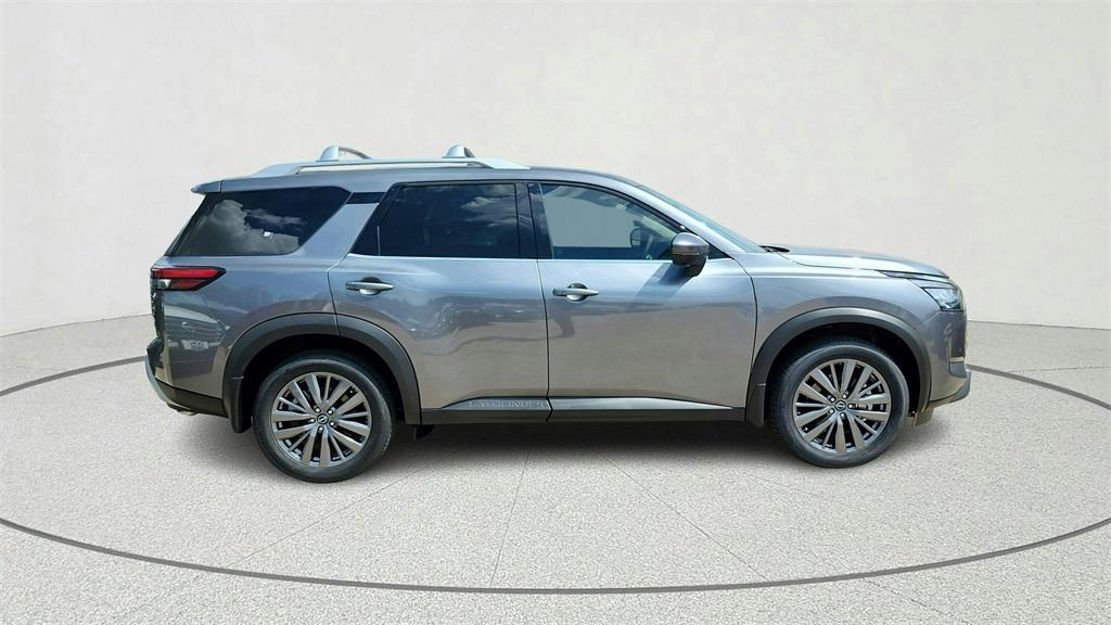 new 2025 Nissan Pathfinder car, priced at $42,116