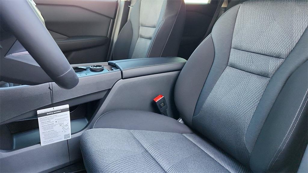 new 2025 Nissan Rogue car, priced at $33,250