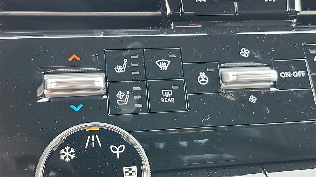 new 2025 Nissan Armada car, priced at $69,442