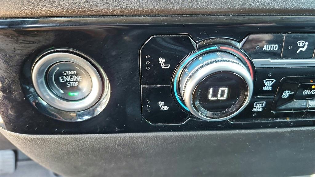 used 2024 GMC Sierra 1500 car, priced at $44,400