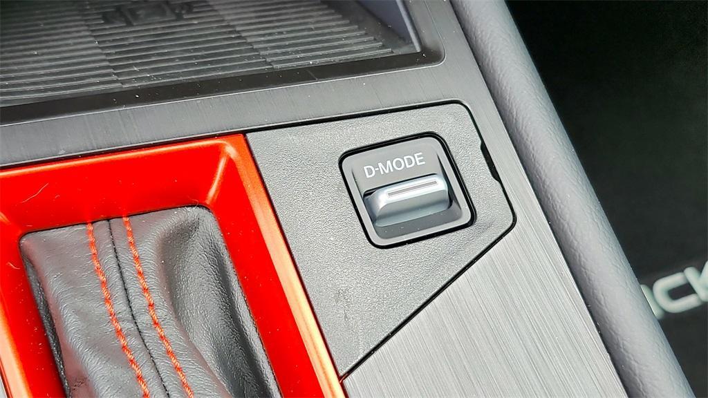 new 2025 Nissan Kicks car, priced at $27,464