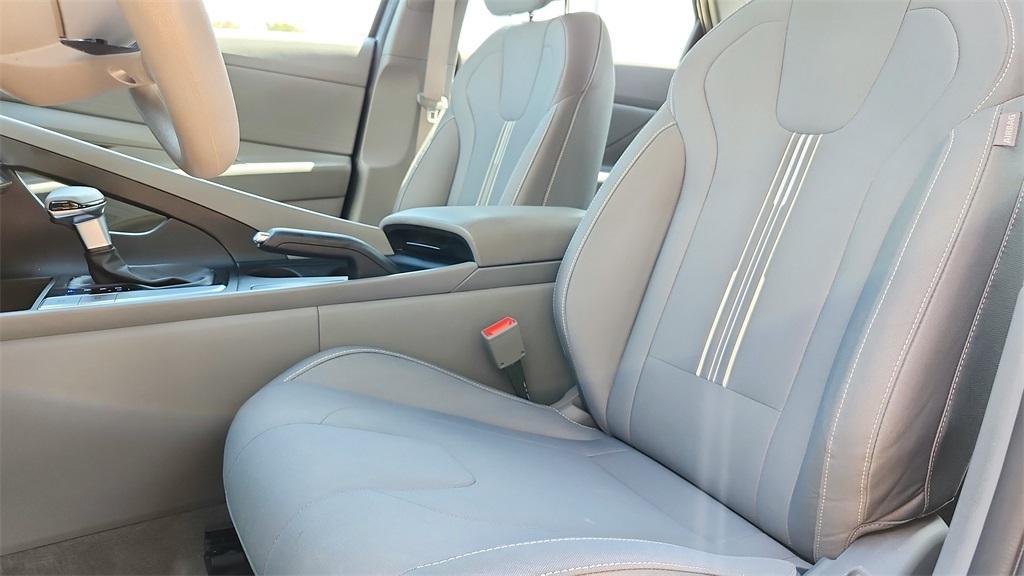 used 2023 Hyundai Elantra car, priced at $17,956