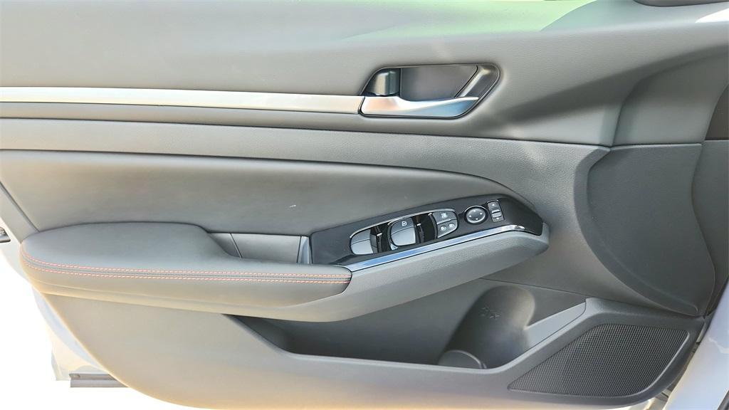 new 2025 Nissan Altima car, priced at $26,637