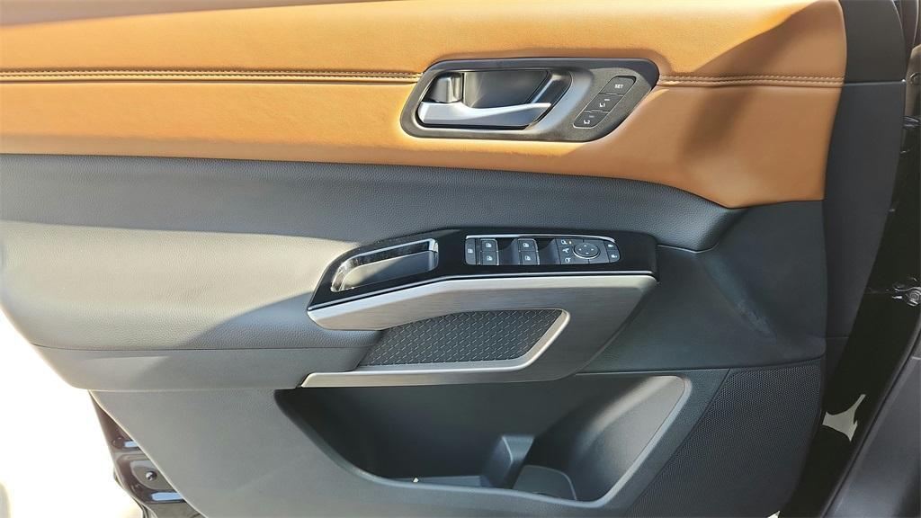 new 2025 Nissan Pathfinder car, priced at $48,299