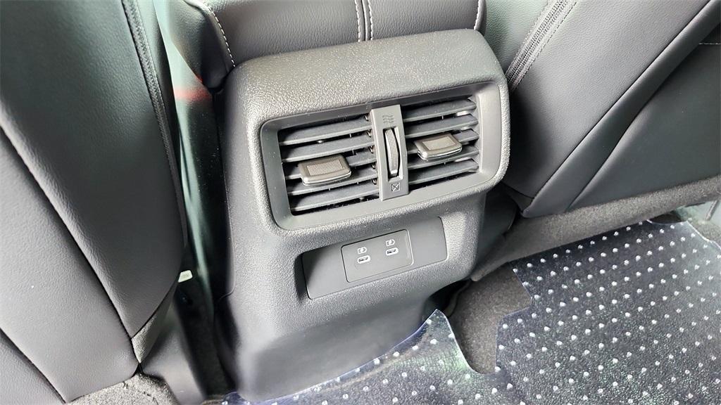 new 2025 Nissan Murano car, priced at $39,214