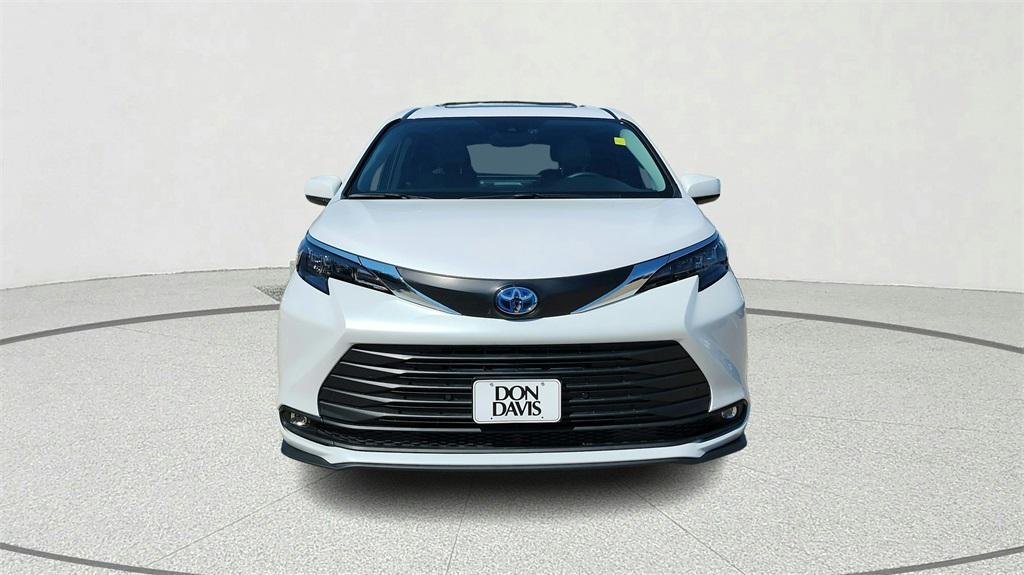 used 2025 Toyota Sienna car, priced at $42,956