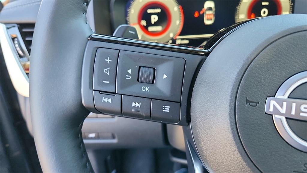 new 2025 Nissan Rogue car, priced at $40,078