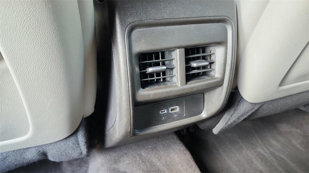 used 2023 Cadillac XT4 car, priced at $23,502