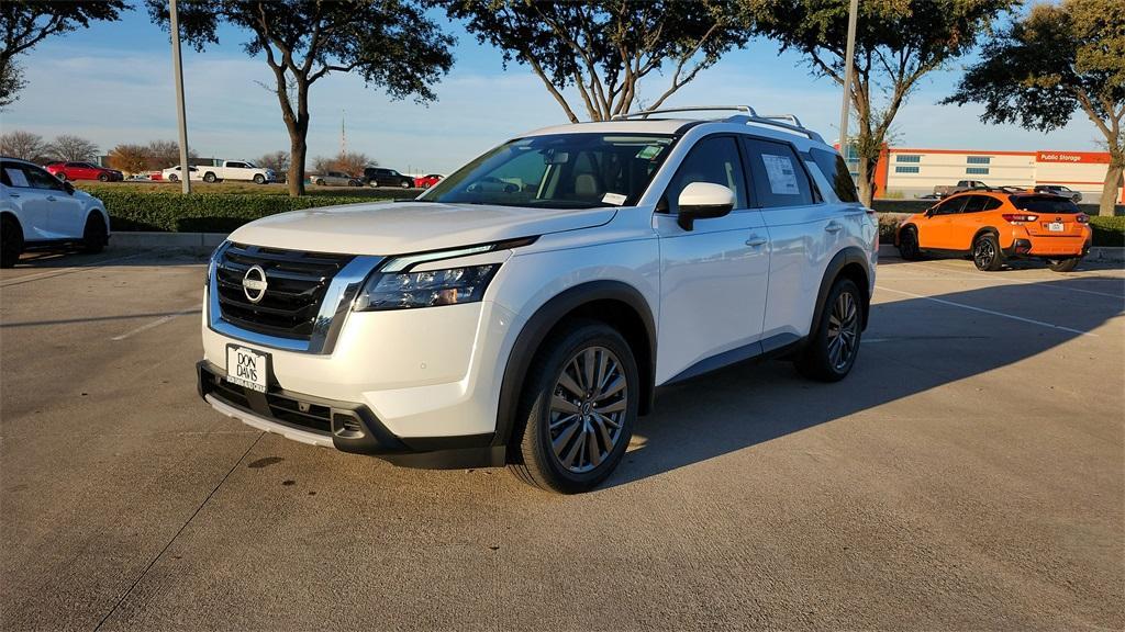 new 2025 Nissan Pathfinder car, priced at $46,418