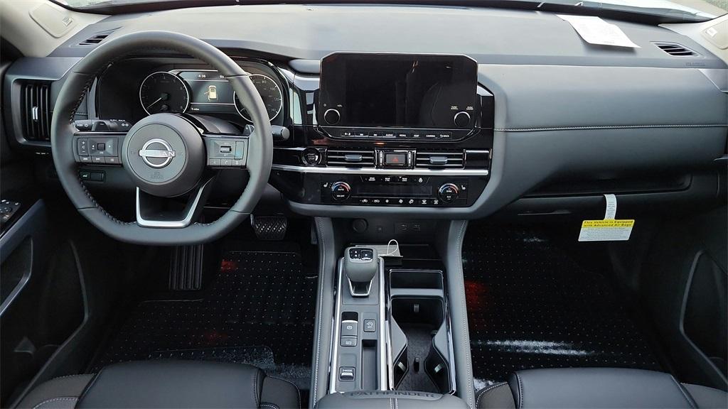 new 2025 Nissan Pathfinder car, priced at $46,418