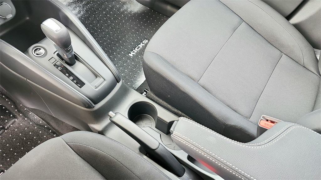 new 2025 Nissan Kicks Play car, priced at $23,179