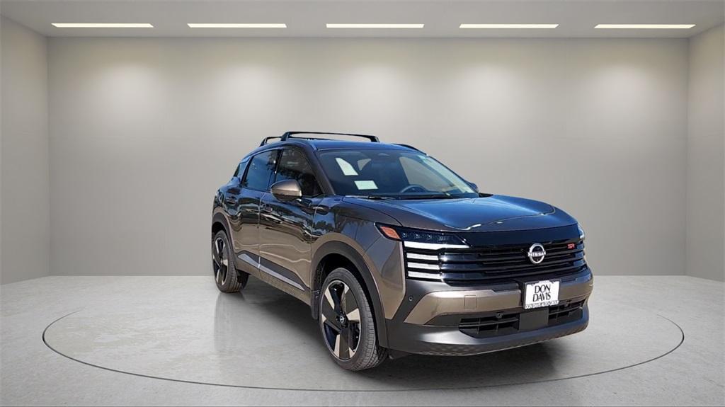 new 2025 Nissan Kicks car, priced at $28,984