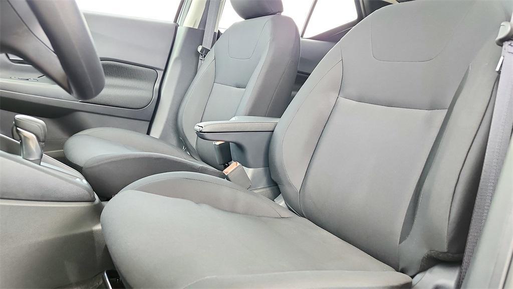 new 2025 Nissan Kicks Play car, priced at $21,657