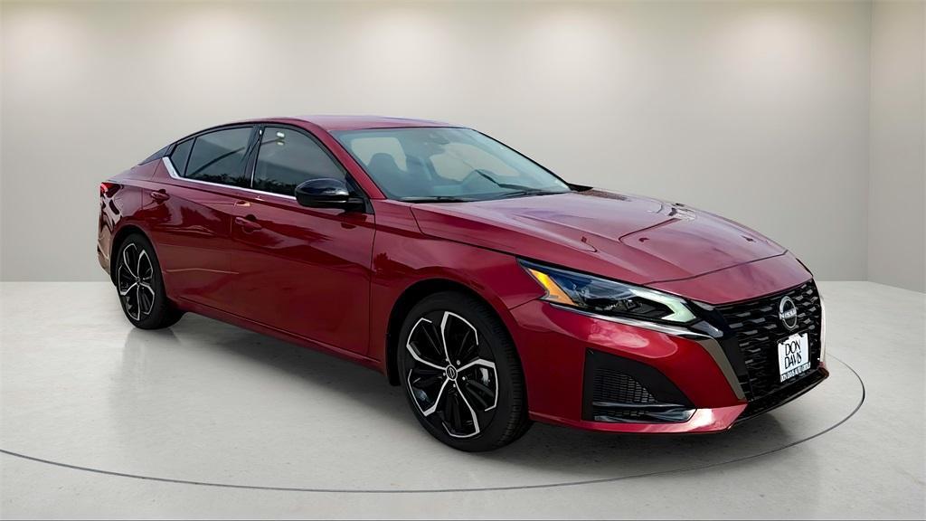 new 2025 Nissan Altima car, priced at $27,957